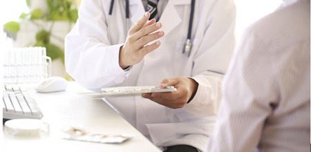 Doctor explaining procedure Doctor explaining procedure